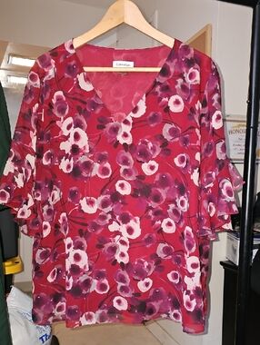 Calvin Klein Berry Floral V-Neck Flutter Sleeve Blouse